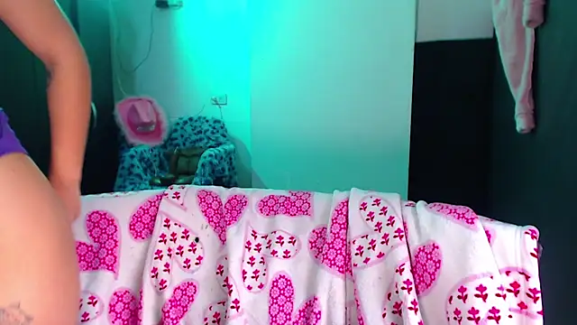 maddiie online show from 01/13/26, 04:34