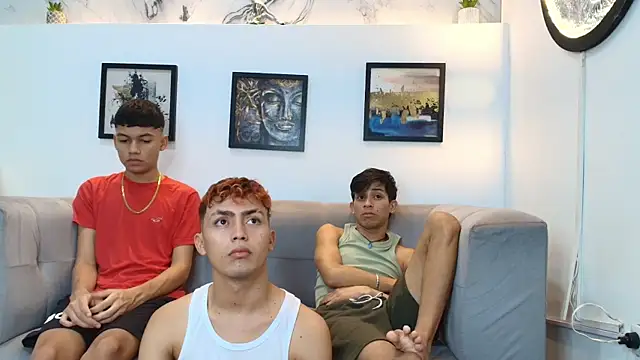 Snapshot of AVENGER_BOYS2026 chatting on 02/12/26, 01:22 AVENGER BOYS2026 online show from 02/12/26, 01:22