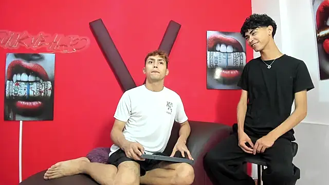 AVENGER BOYS2026 online show from 04/14/26, 07:14