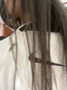 Michelle ec online show from 03/09/26, 07:18