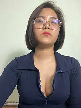 lunababycute online show from 01/17/26, 12:54