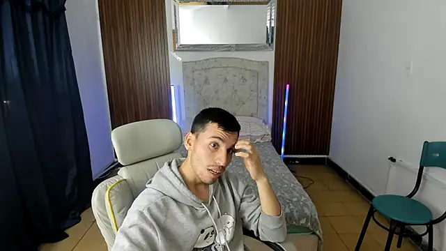 junior caicer online show from 01/17/26, 01:54