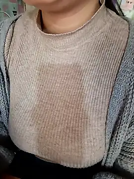 Snapshot of Tulip_Giang chatting on 01/13/26, 04:29 Tulip Giang online show from 01/13/26, 04:29