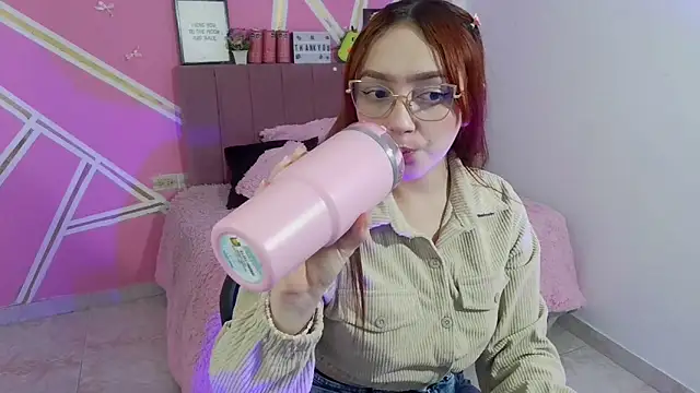 Natasha Romanof18 online show from 02/25/26, 03:16