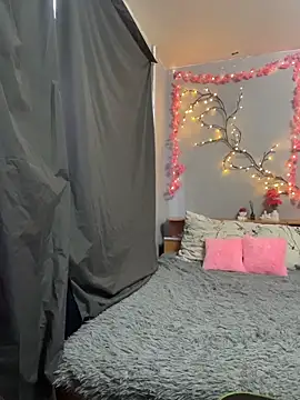 Adele Shy  online show from 02/16/26, 06:09