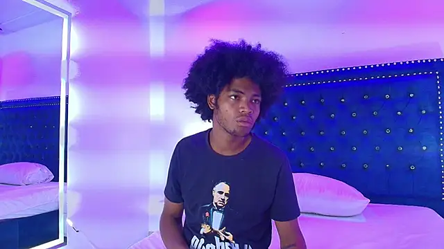 Cristal and luke online show from 03/29/26, 03:50