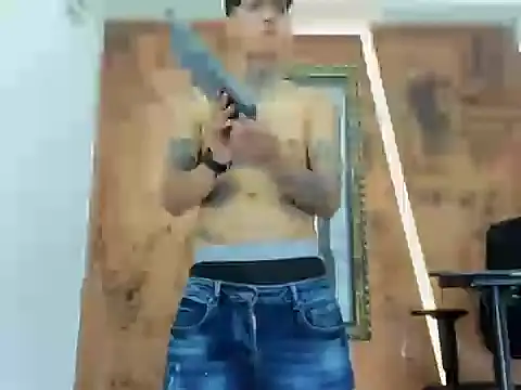 Snapshot of Sam_33_sexy_27 chatting on 02/02/26, 11:58 Sam 33 sexy 27 online show from 02/02/26, 11:58