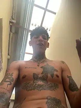 Snapshot of Sam_33_sexy_27 chatting on 02/15/26, 04:36 Sam 33 sexy 27 online show from 02/15/26, 04:36