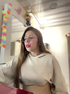 NatalyPinky online show from 04/13/26, 08:14