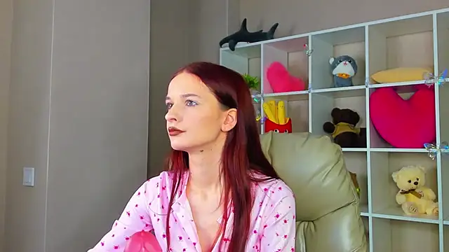 Snapshot of Alicia_Adammss chatting on 02/01/26, 12:20 Alicia Adammss online show from 02/01/26, 12:20