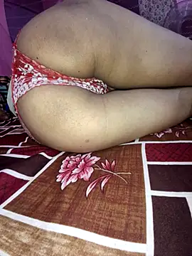 Snapshot of savitaxbhabhi chatting on 06/13/26, 05:44 savitaxbhabhi online show from 06/13/26, 05:44