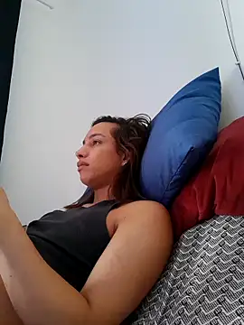 ofjuliaa online show from 04/11/26, 07:07