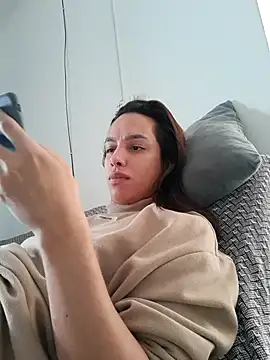 ofjuliaa online show from 05/25/26, 02:34