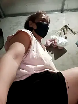 Lyna sexy24 online show from 02/27/26, 08:42