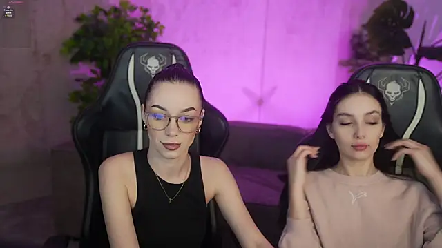 Mila Rose054 online show from 04/09/26, 07:47