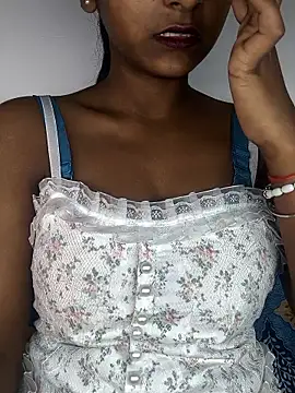 Royal-girl78 online show from 01/09/26, 03:48