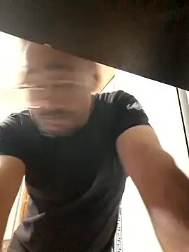 julian-112 online show from 01/11/26, 03:28