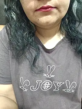 piryasharma005 online show from 04/18/26, 11:16