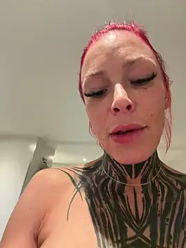 TittenTina online show from 02/08/26, 10:35