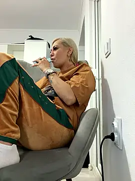 AlmaRusell online show from 01/12/26, 07:13