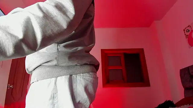 Liamsubtle01 online show from 02/06/26, 11:13