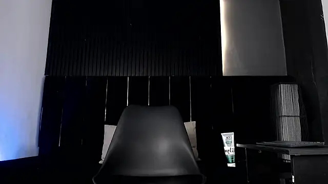 Snapshot of Ryder_stone_ chatting on 01/13/26, 12:43 Ryder stone online show from 01/13/26, 12:43