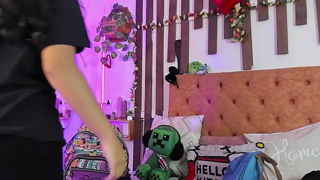 MeowMota  online show from 04/14/26, 06:25