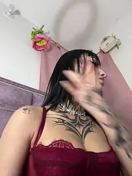 Snapshot of dulce-katt chatting on 03/18/26, 03:20 dulce-katt online show from 03/18/26, 03:20