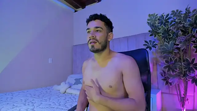 Snapshot of aries_unbound chatting on 01/14/26, 12:11 aries unbound online show from 01/14/26, 12:11