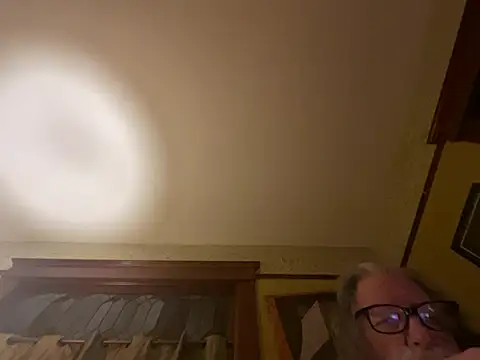 Snapshot of LickYourYoni chatting on 02/19/26, 05:47 LickYourYoni online show from 02/19/26, 05:47