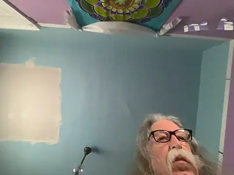 Snapshot of LickYourYoni chatting on 02/28/26, 03:35 LickYourYoni online show from 02/28/26, 03:35