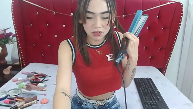Snapshot of sofiaspring chatting on 04/29/26, 05:30 sofiaspring online show from 04/29/26, 05:30