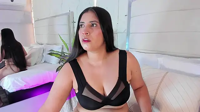 LunaKarther online show from 03/12/26, 12:22