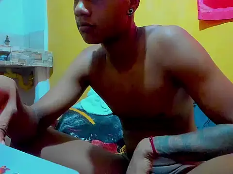 aunstin mohamme online show from 02/28/26, 08:10