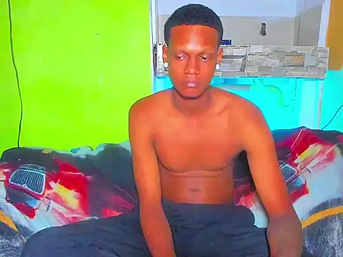 aunstin mohamme online show from 04/16/26, 04:35