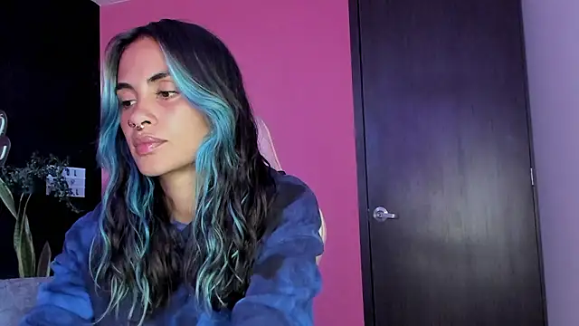 azula lillet online show from 02/04/26, 10:04