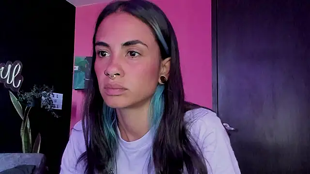 azula lillet online show from 02/09/26, 08:57