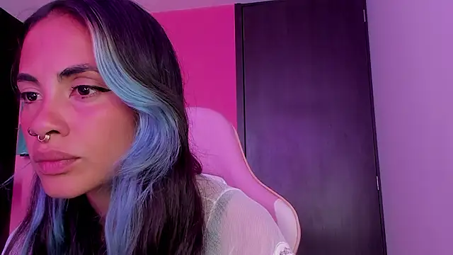 azula lillet online show from 02/11/26, 04:01