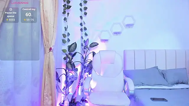 emily7  online show from 03/03/26, 10:15