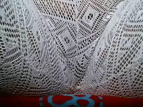 Snapshot of hotcandyxtrem chatting on 01/08/26, 05:37 hotcandyxtrem online show from 01/08/26, 05:37