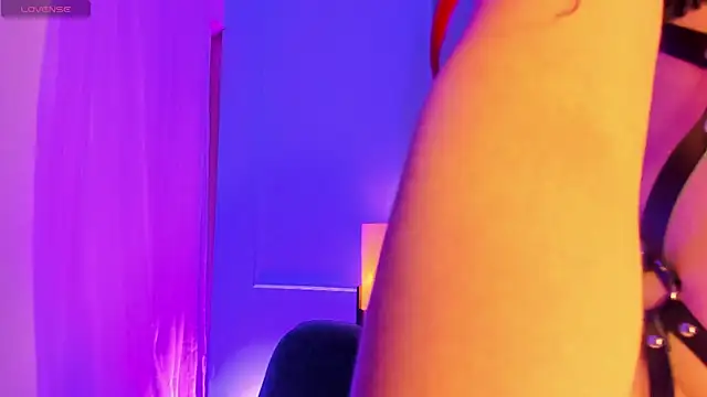 Nicki Ripperton online show from 06/02/26, 04:03