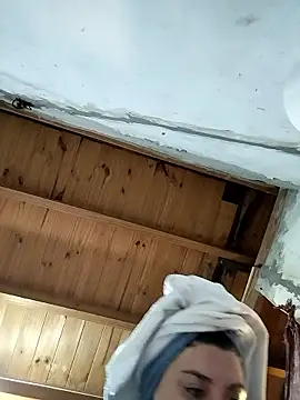 denise2028 online show from 01/12/26, 11:54