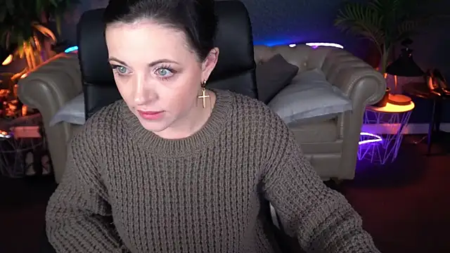 Dafni Monn online show from 05/01/26, 03:55
