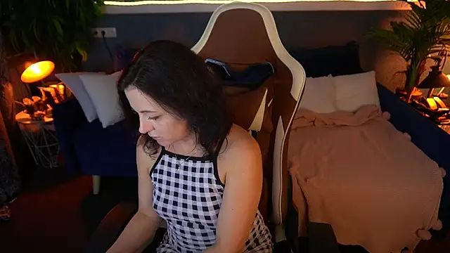 Snapshot of Dafni_Monn chatting on 07/14/26, 10:21 Dafni Monn online show from 07/14/26, 10:21