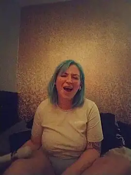 mommamilf69 online show from 01/11/26, 12:59