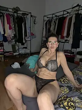 NaughtyMilla online show from 02/07/26, 04:11