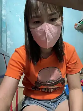 Snapshot of July-love chatting on 02/15/26, 01:09 July-love online show from 02/15/26, 01:09