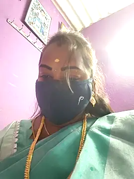 Tamil Hot Priya online show from 01/12/26, 07:13