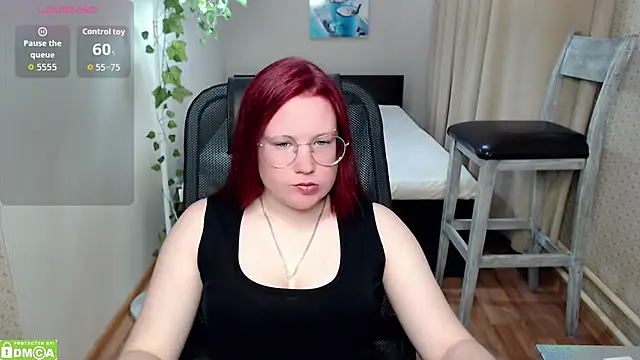 Snapshot of kuri_u chatting on 02/15/26, 08:35 kuri u online show from 02/15/26, 08:35