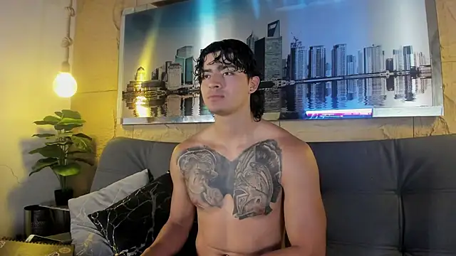 Snapshot of elliot_colton chatting on 07/16/26, 08:26 elliot colton online show from 07/16/26, 08:26